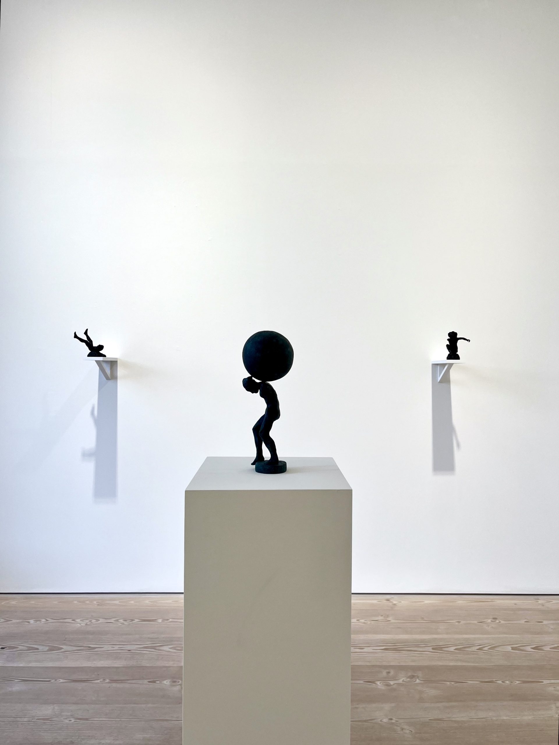 Installation view: "Asterism", Galleri Flach, 2024.
