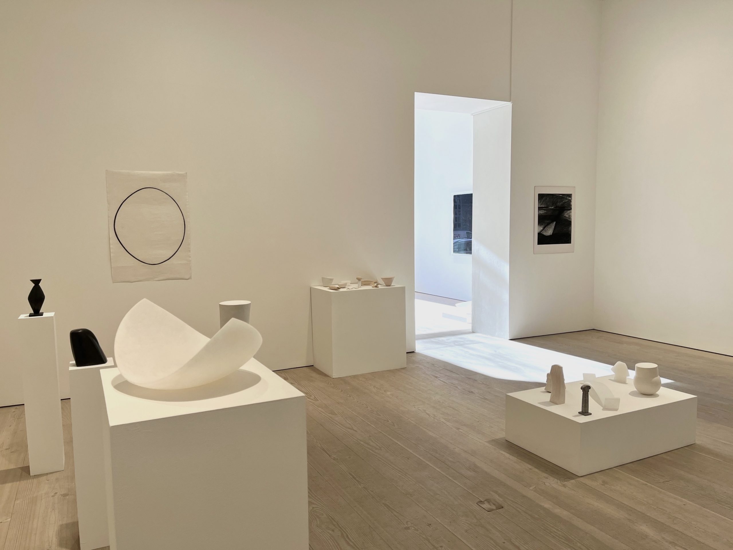 Eva Lange, "Sculpture", 2025. Installation view , Galleri Flach.
