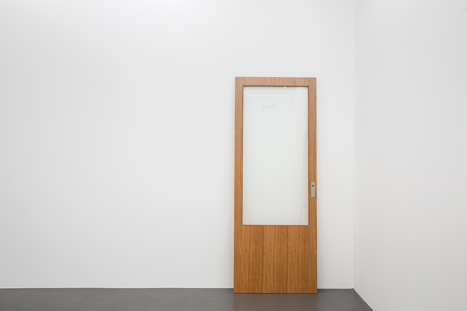 Karin Ohlin, "Dörr utan handtag II" (Door without handle), 2012, gabonfanér, wood, glass, stainless steel