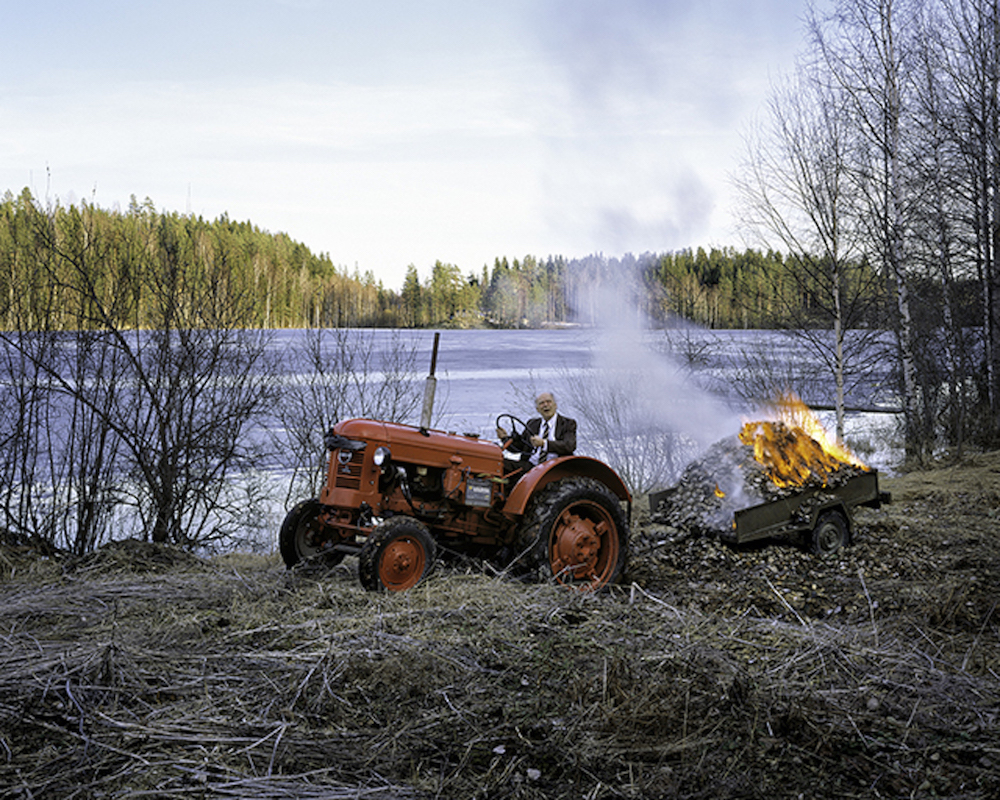 Ville Lenkkeri, "Spring Cleaning", 2017, pigment ink print, two copies in three sizes