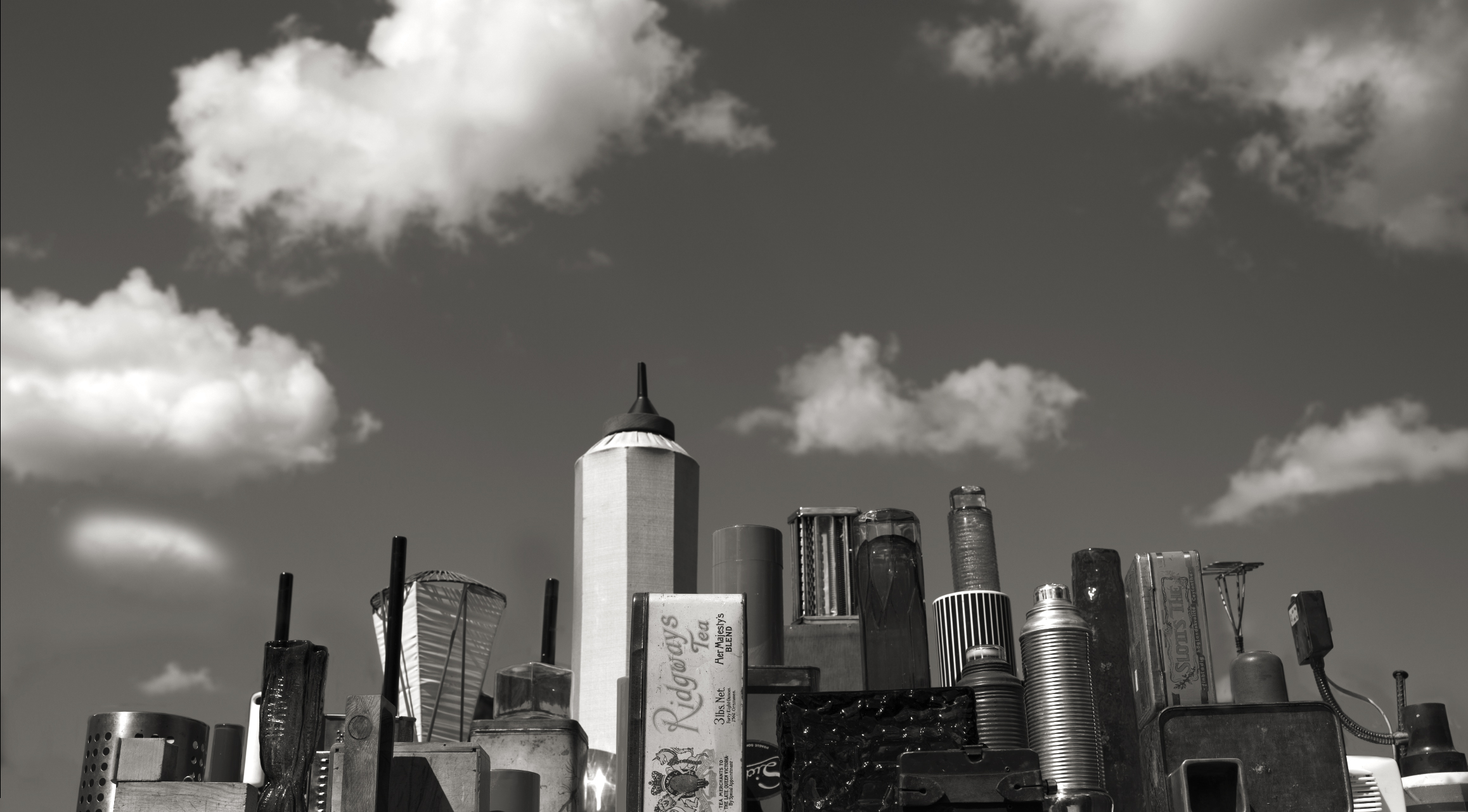 Maria Friberg, "Force Majeure NYC", 2022 - 2023
Silvergelatinprint, silikonglasmontering, träram
107 x 69 cm