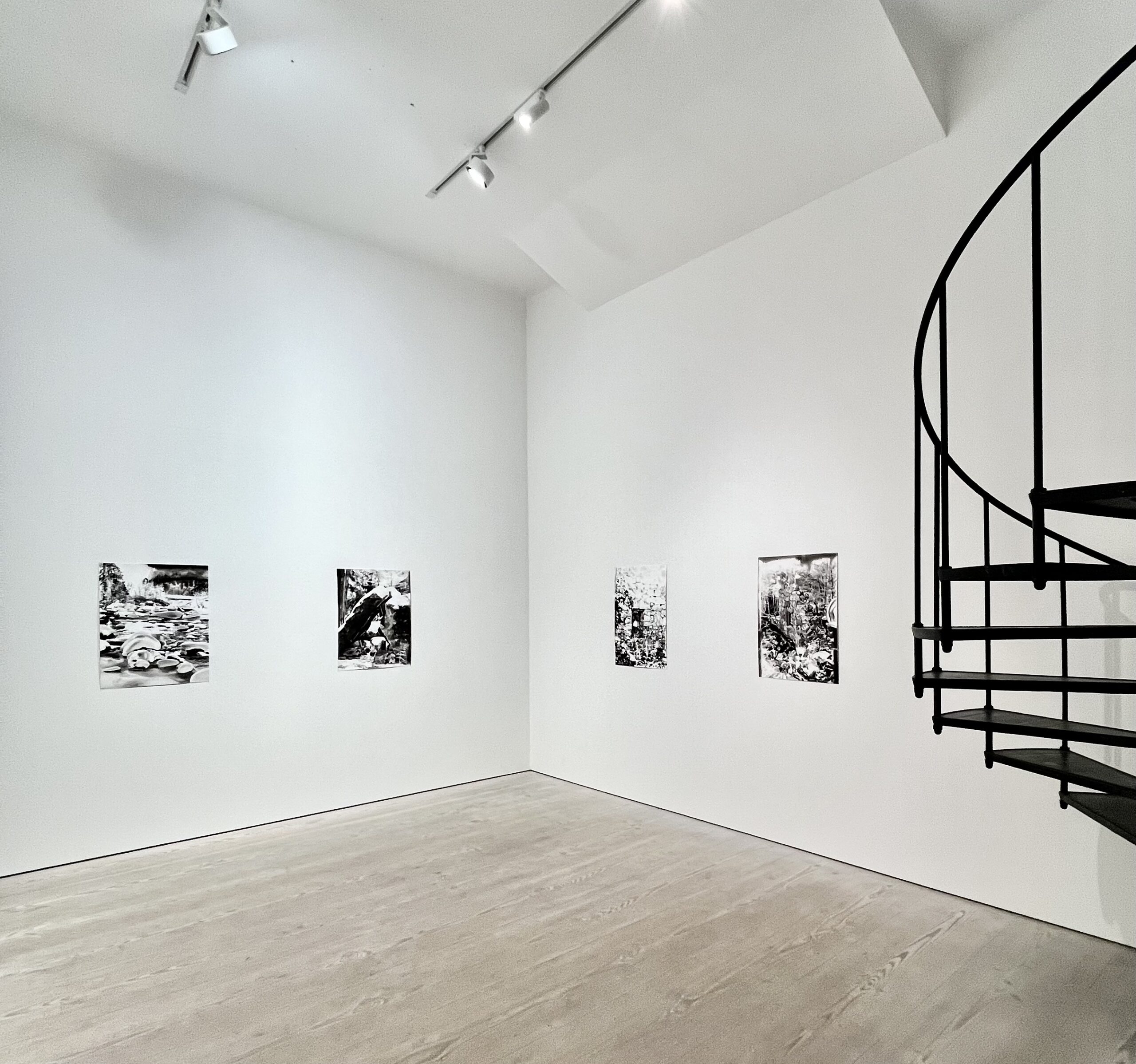 Kristina Bength, Installation view: "The Light from the Time When the Universe Became Transparent", 2026