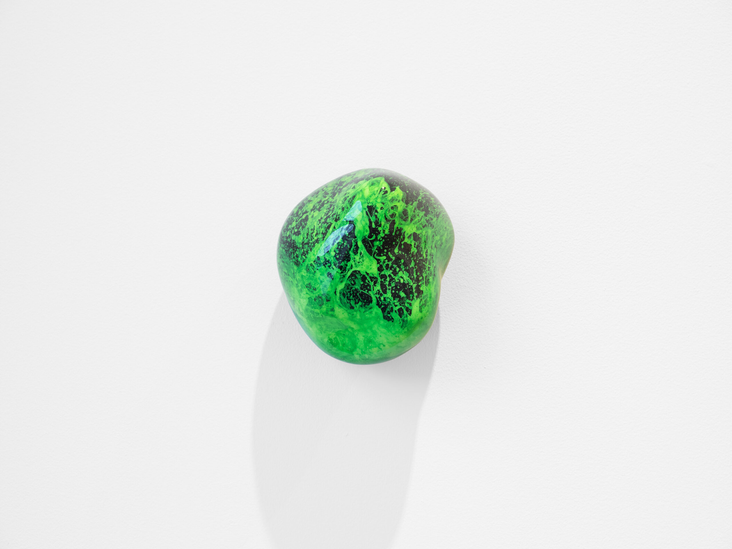 Inka & Nicklas. "Adaptive Colorations XL", 2026. Plaster, pigment and varnish,10x20x17 cm