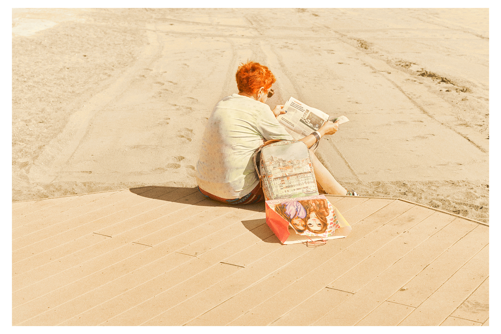 Transit XVIII, 2026
Arcivally Fine Art Pigment Print
upplaga 5 (+ 3 a.p.). Seizes:
1. 30 x 42 cm = 14 000 kr
2. 52 x 77 cm = 25 000 kr
3. 73 x 101 cm = 30 000 kr