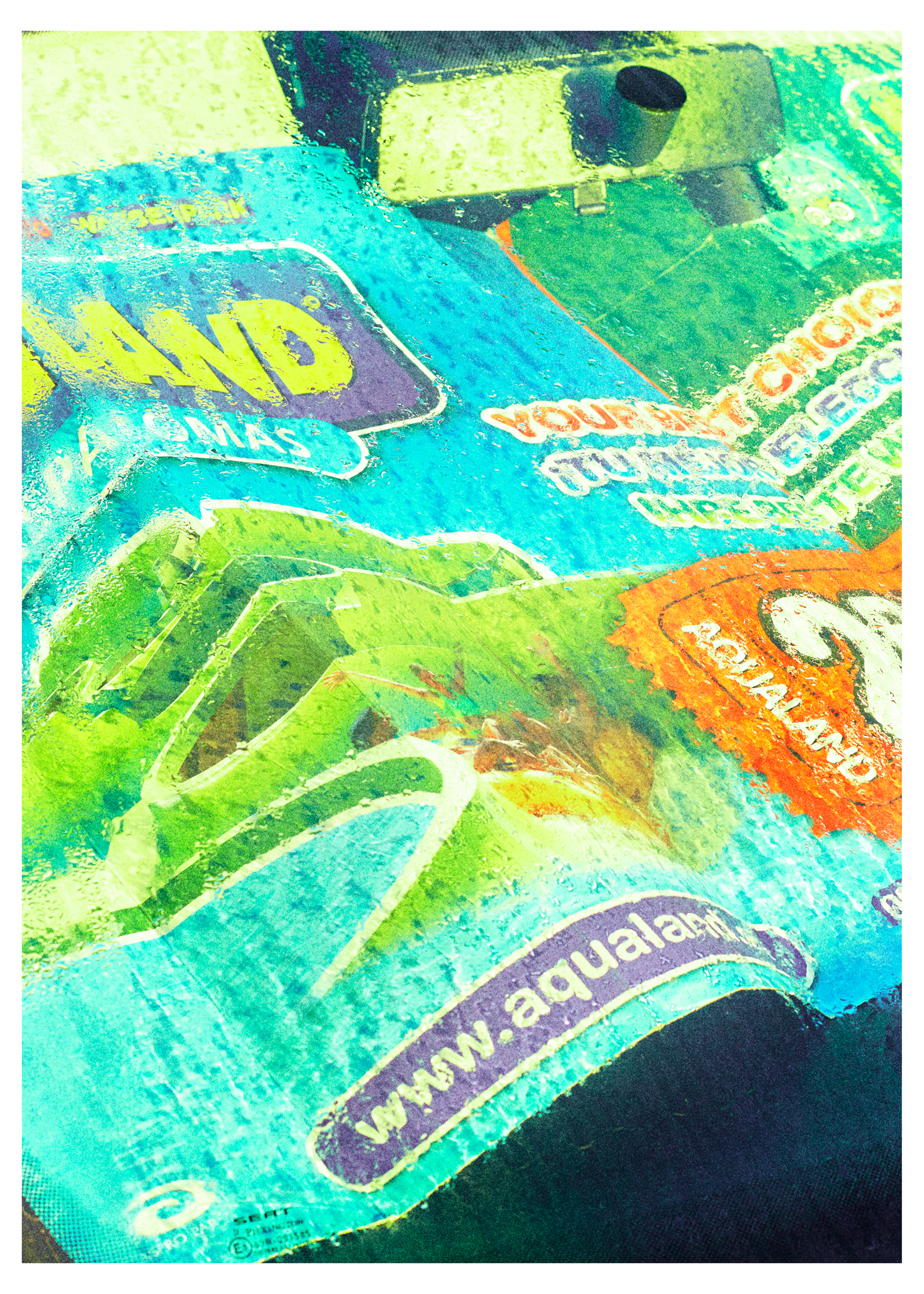 Transit V, 2026
Arcivally Fine Art Pigment Print
upplaga 5 (+ 3 a.p.). Seizes:
1. 30 x 42 cm = 14 000 kr
2. 52 x 77 cm = 25 000 kr
3. 73 x 101 cm = 30 000 kr